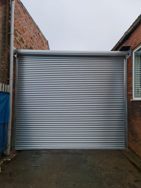 external-roller-shutter-doors-commercial-13