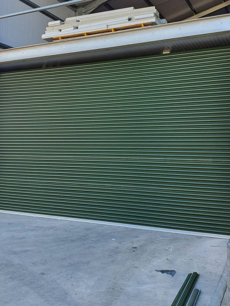 external-roller-shutter-doors-commercial-22