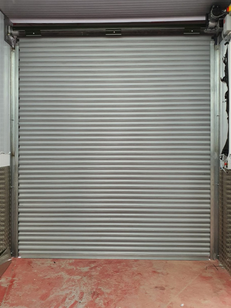 internal-roller-shutter-doors-commercial-14