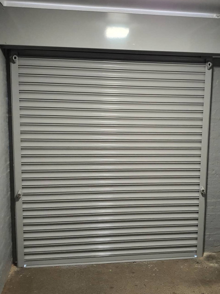 internal-roller-shutter-doors-commercial-17